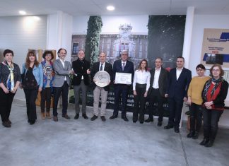 El Aulario IndUVa recibe el certificado que acredita la excelente calidad del aire interior del edificio
